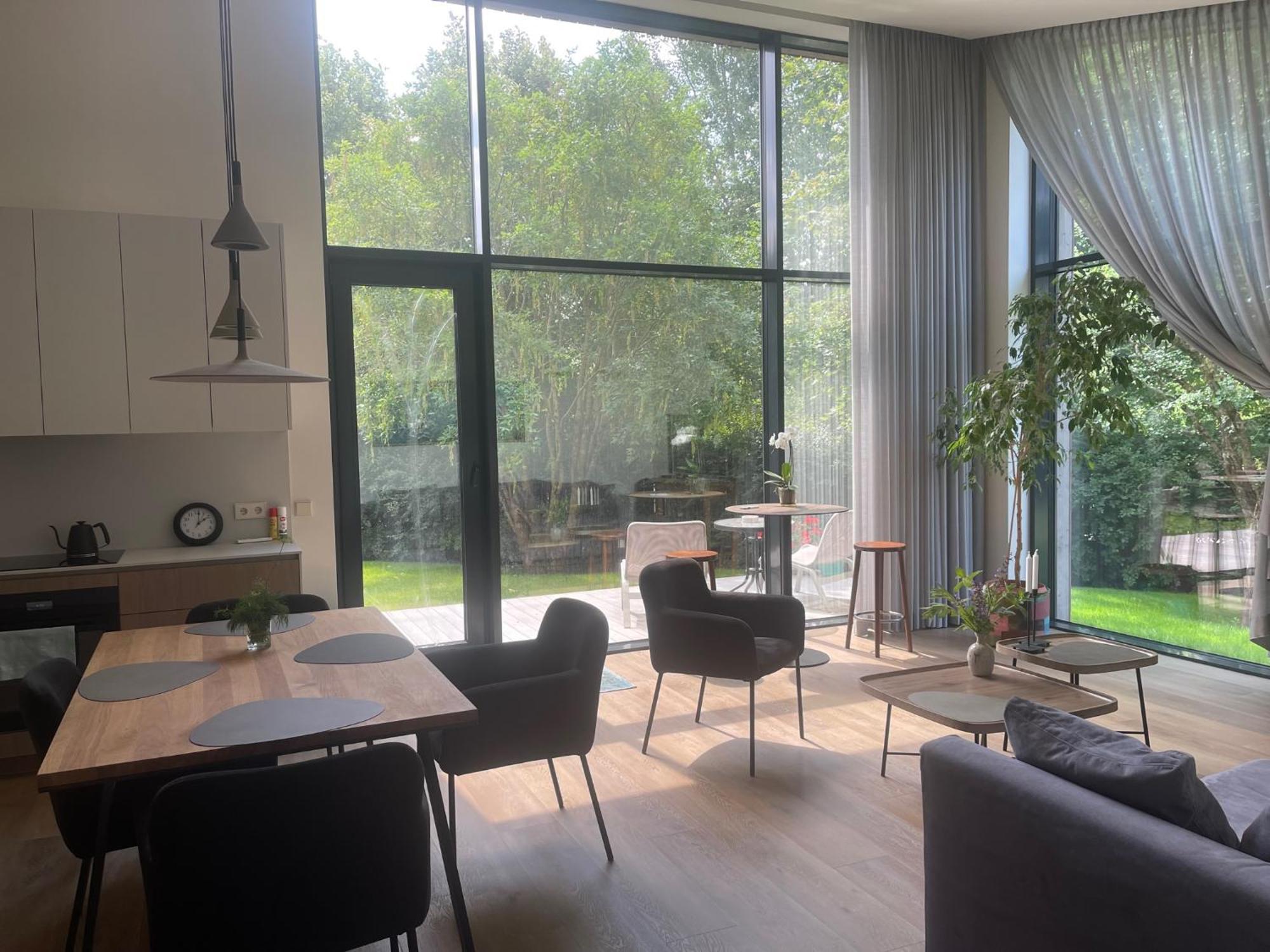 Pine House Apartment Zujunai Exterior photo